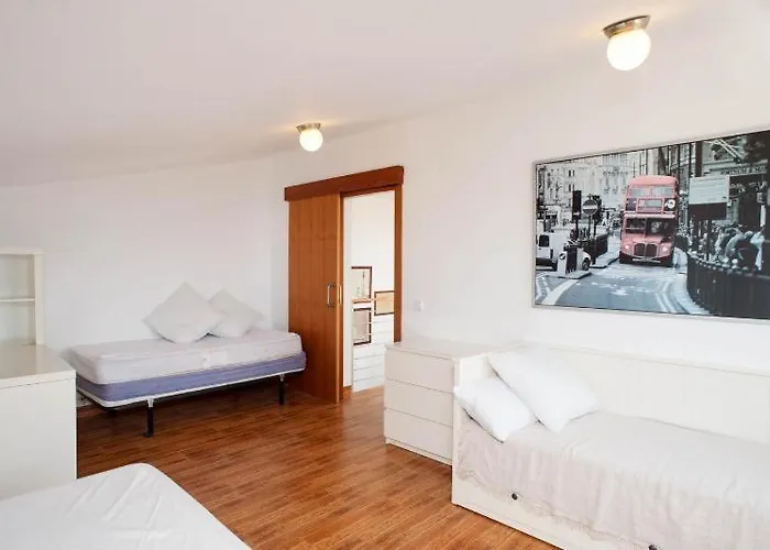 Yaco ヴィラ リョレート・デ・マル