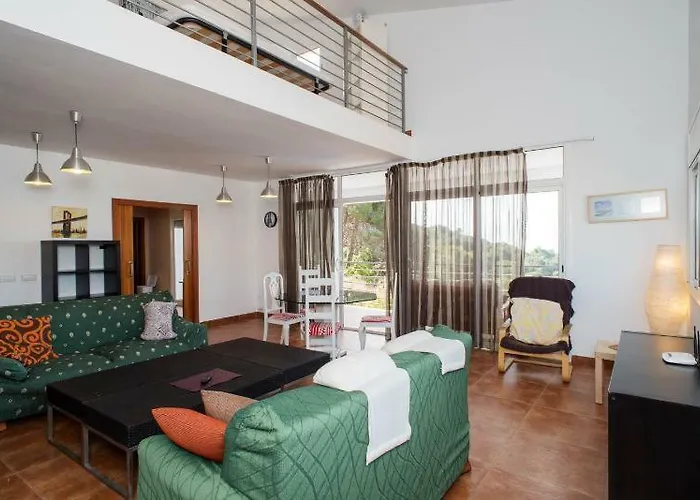 Yaco ヴィラ リョレート・デ・マル